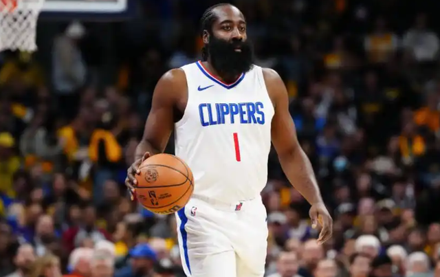 九游体育-骑士输给独行侠的背后，哈登与球队蜜月结束，詹姆斯迎来重磅利好